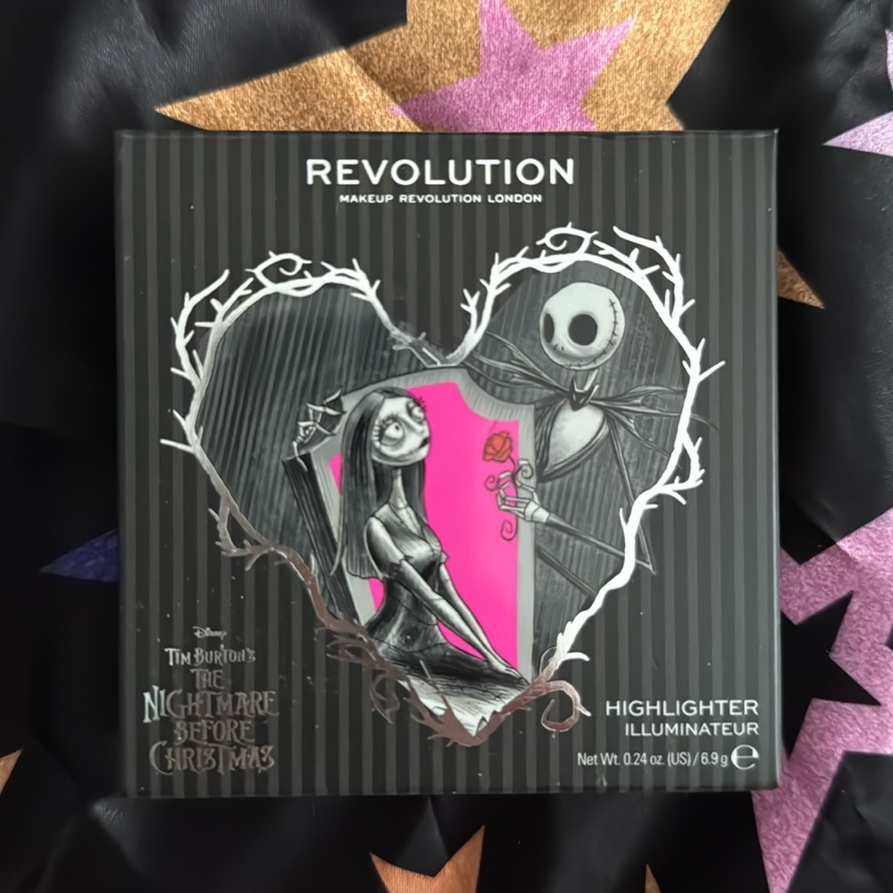 Nightmare Before Christmas Makeup Revolution Highlighter Misfit Love NIB